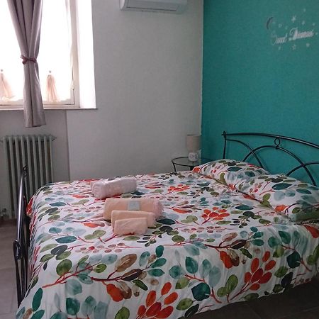 Petite Maison Асті Екстер'єр фото