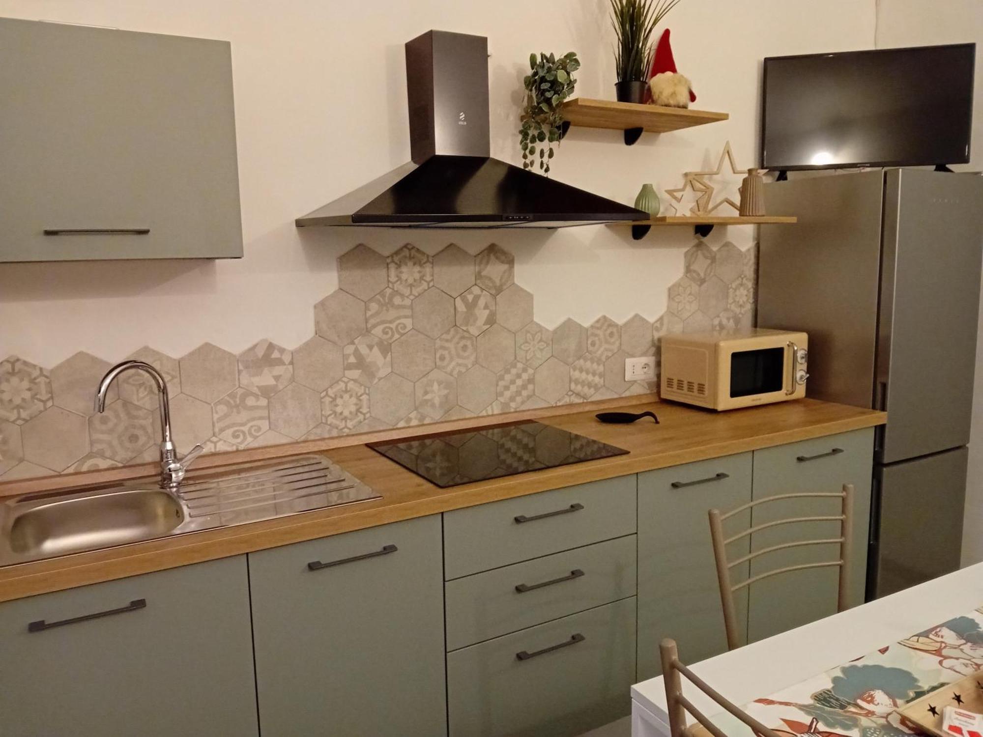 Petite Maison Асті Екстер'єр фото