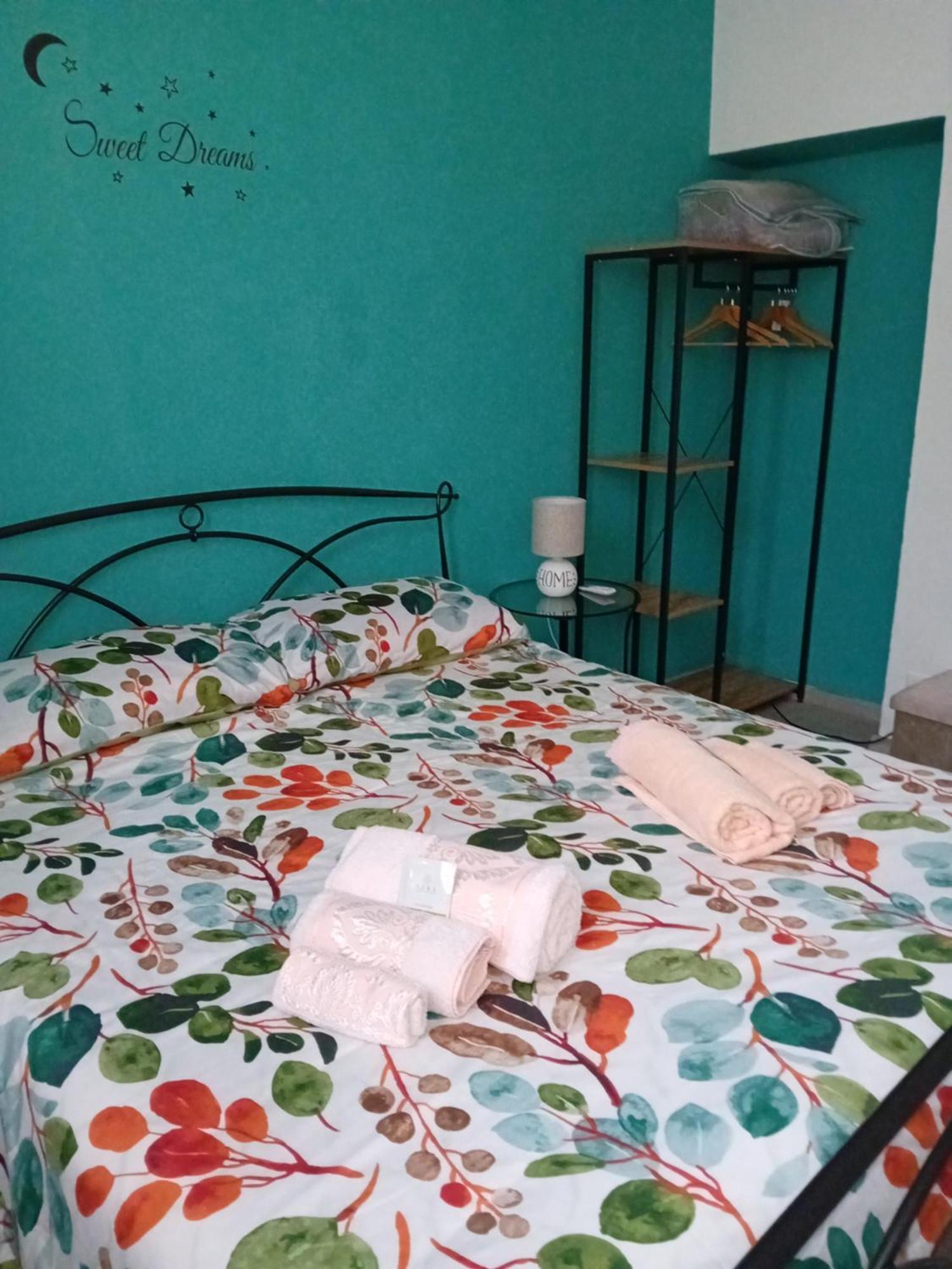 Petite Maison Асті Екстер'єр фото